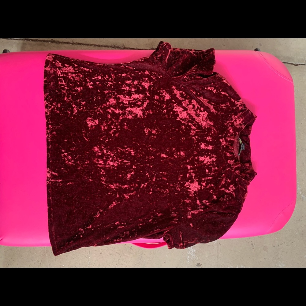 Velvet red shirt